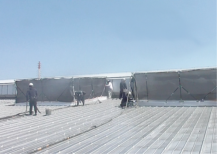 超速硬化ウレタンスプレー工法の飛散対策提案